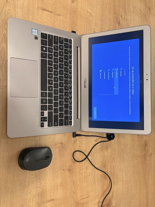 Laptop ASUS ZenBook UX306U