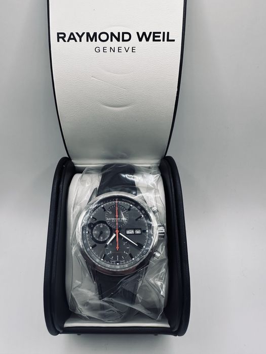 *Чисто Нов* Raymond Weil 7730-STC-60112 Freelancer