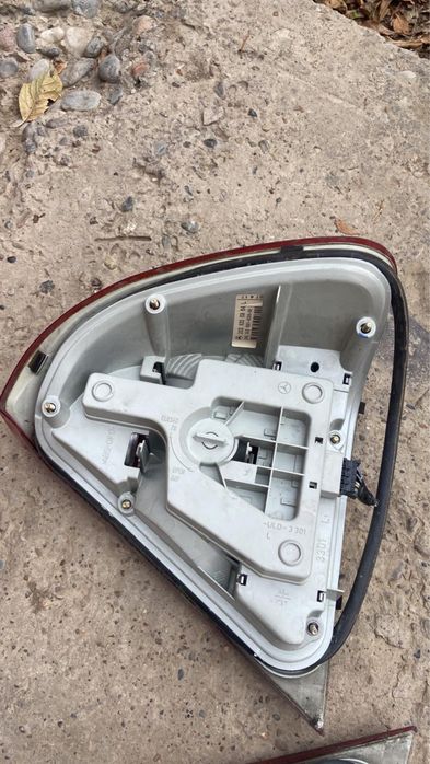 Мерседес сешка 202 задний стоп