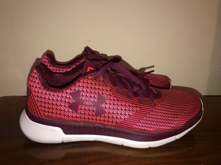 Дамски маратонки  Under armour