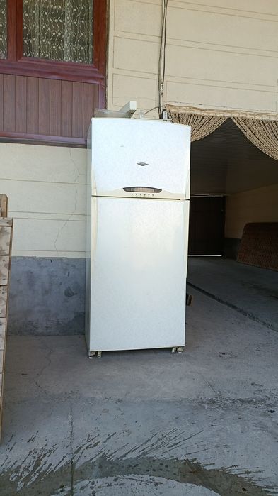 Xoladelnik sotiladi vestel