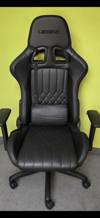 Геймърски стол LEGEND с RGB – черен