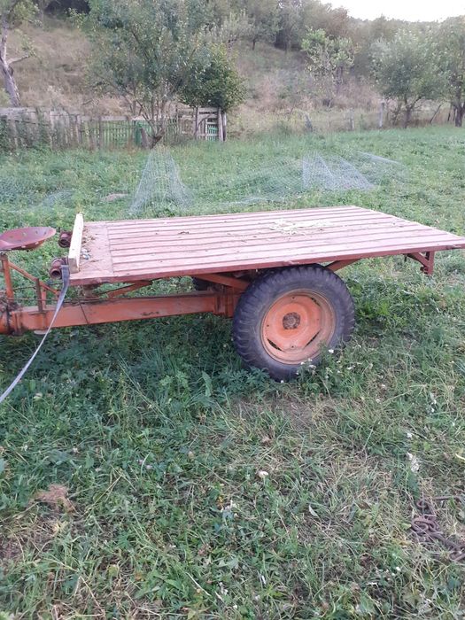 Vand motocultor cu remorcă 4x4