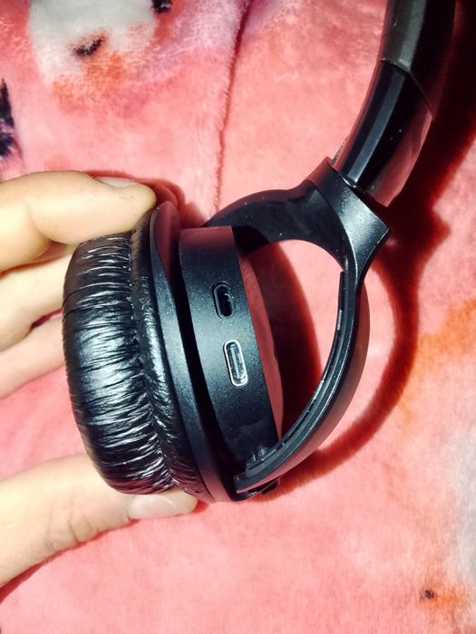 Vand casti JBL tune 520