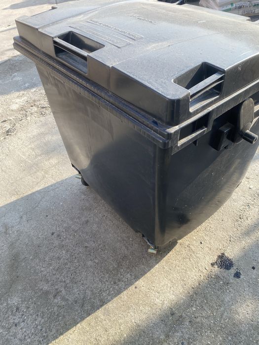 Pubela 1000L Nouă