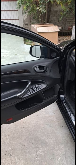Ford Mondeo GHIA