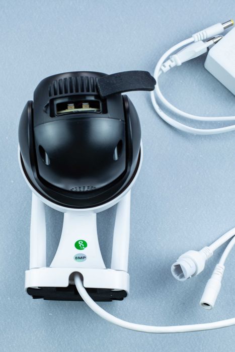 Външна камера Dual Lens 8MP, с 8x приближаване - 67 евро.