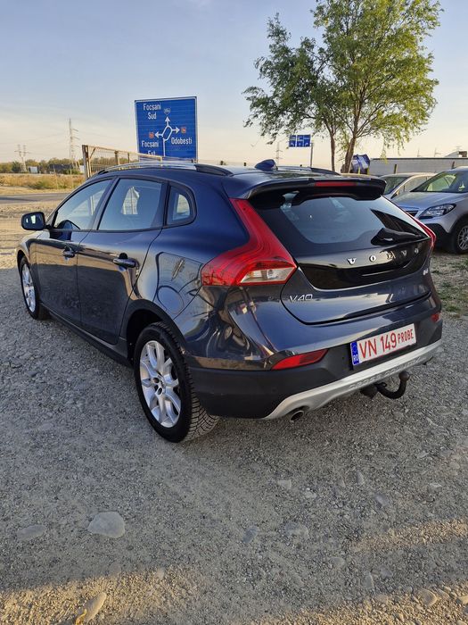 VOLVO V40 2017 — imagine 5