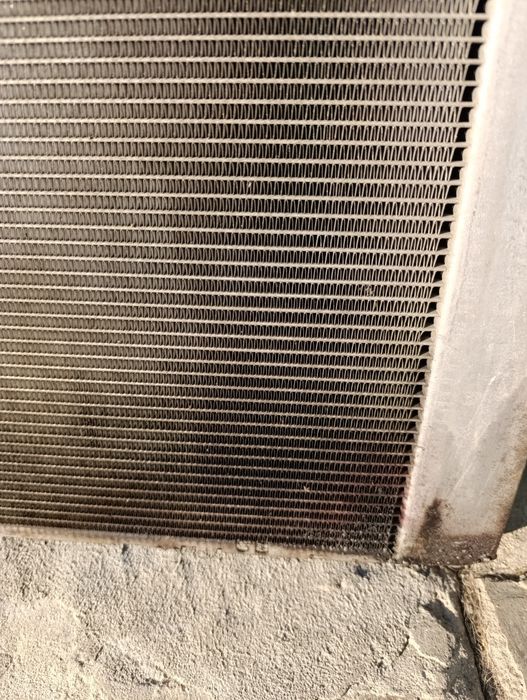 Продам радиатор на Лексус рх330-300