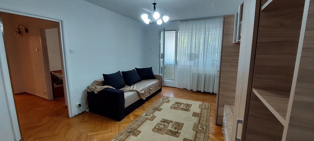 Închiriez apartament 2 camere