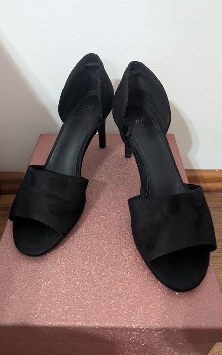 Sandale negre cu toc H&M, mărimea 37 – stare impecabilă