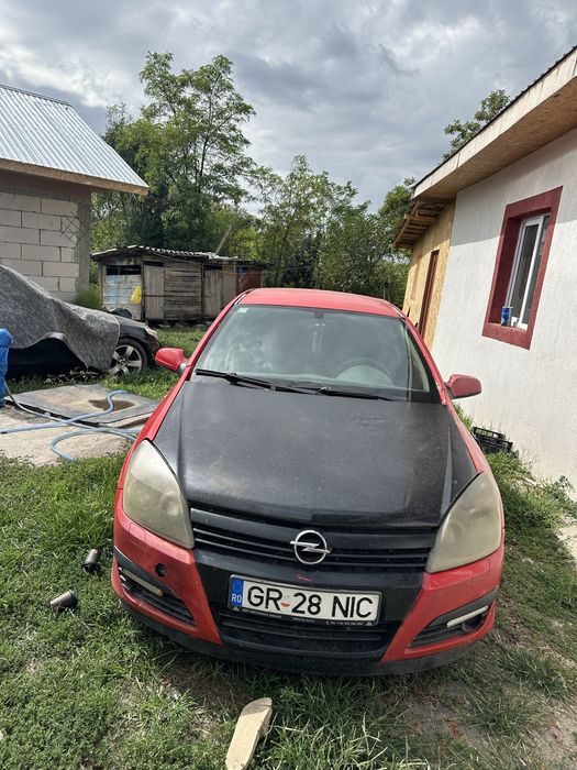 Opel astra h 1.6 pret in lei negociabil
