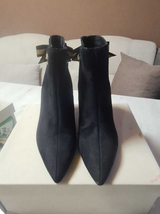 Продавам елегантни боти