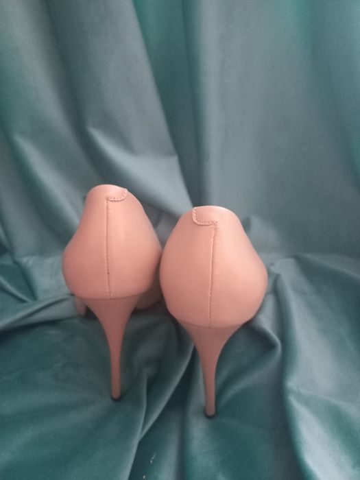 Продам кожанный туфли