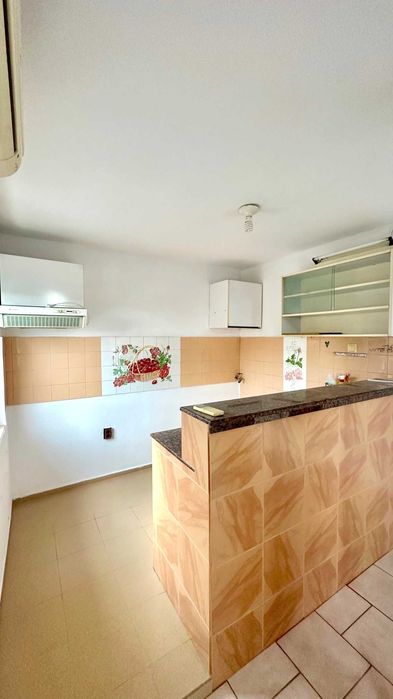Продава се Двустаен апартамент в Бургас, Лазур - 42 кв.м за 2705 €/кв.м - Снимка #3