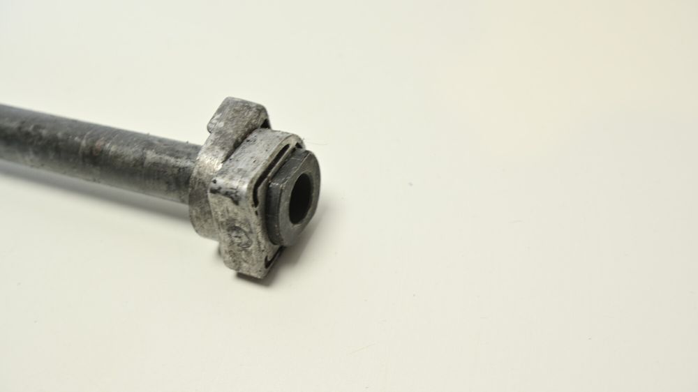 Ax Roata Spate Aprilia RSV 1000 1998 - 2003