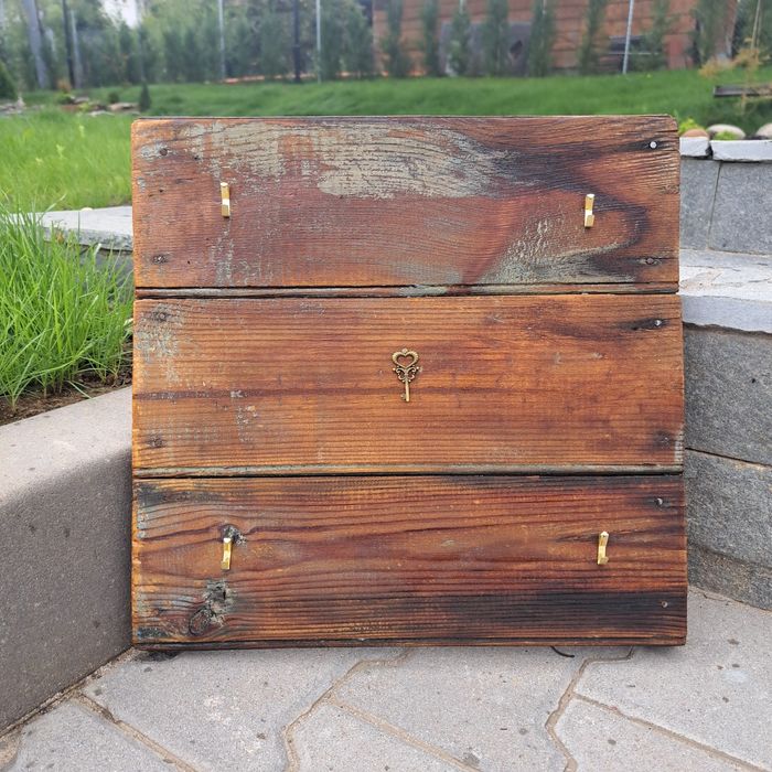 Винтидж табло за ключове