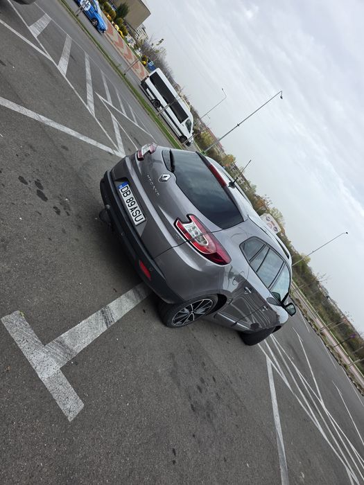 Vând megane 3 1.5 dci