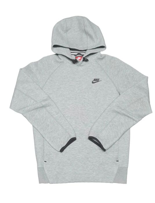 Дамско Горнище Nike Tech Fleece 

Чисто нова с етикети. 

Размер XS

Ц