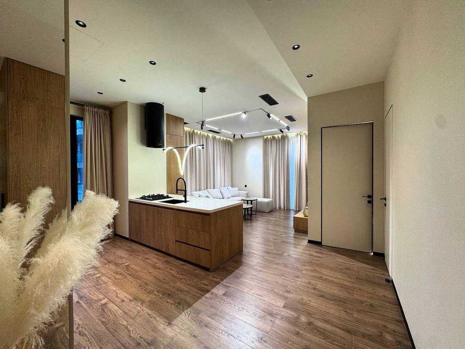 PARKWOOD/ 3 Ком/ Качественный ремонт/ вид двор фонтан/ Техника Bosch