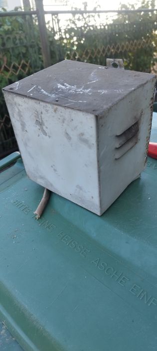 Трансформатор от 220v на 100V променливо напрежение 15A / Подходящ за климатици с консумация до 1 500W