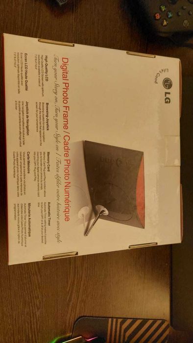 Rama foto digitala LG noua