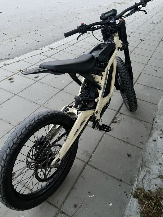 Surron light bee x 2023