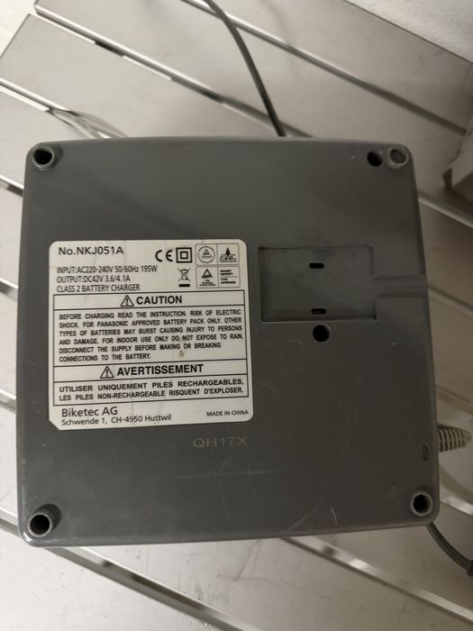 Incarcator Panasonic Flyer 36v 24v acumulator Flyer 36v 24v