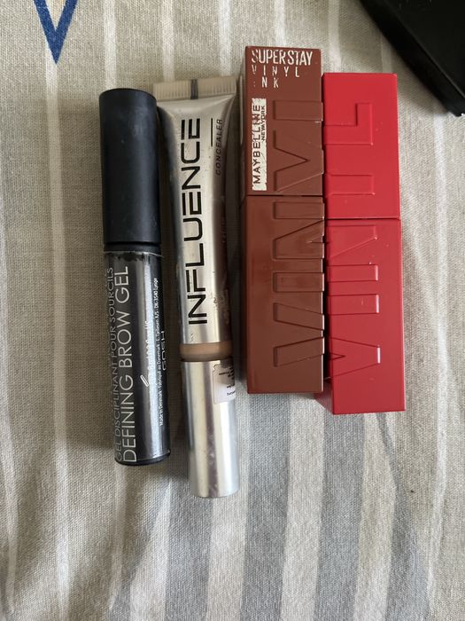 Продам косметику не подошли цвета