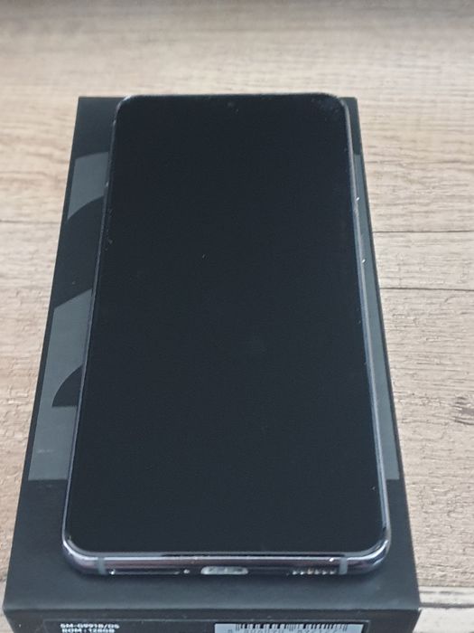 Telefon Samsung Galaxy S21 si S10+