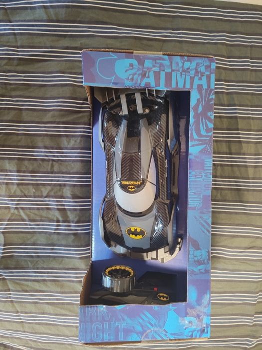 Радиоуправляеама състезателна кола Batman