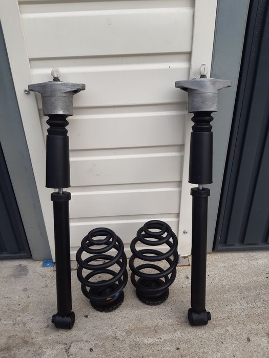 Set suspensie spate completă arcuri + amortizoare vw passat b5 b5.5