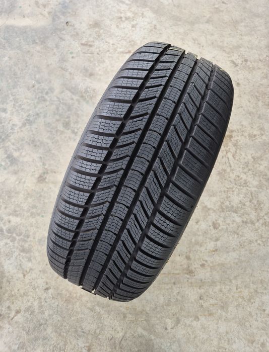 O bucată 225/45 R18 M+S iarnă - una Semperit Bridgestone Continental