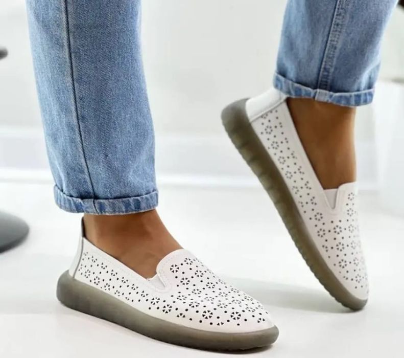 Продам женские летние макасины