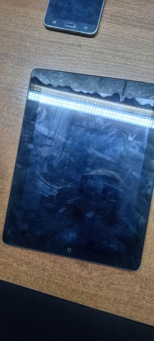 Обменяю самсунг и айпад