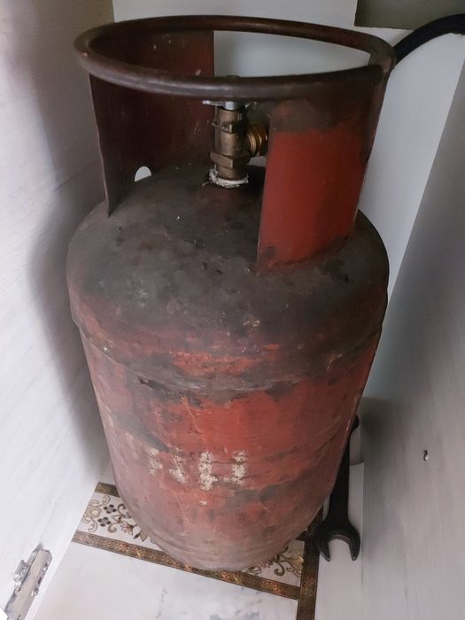 Продам газ баллон
