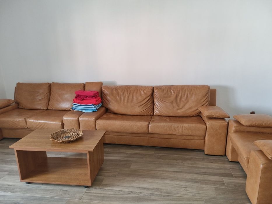 Casă +axexa+teren generos, zona 14 Mai