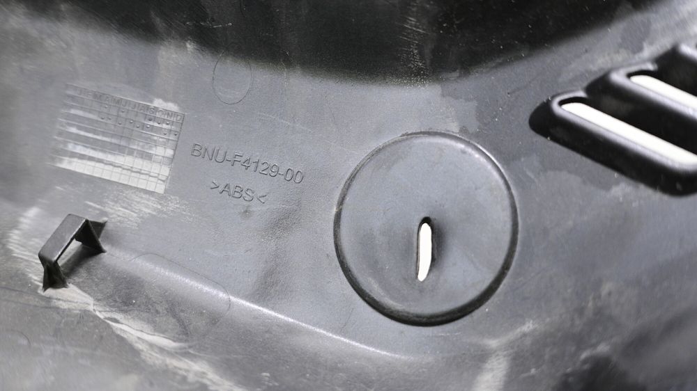 Carena Rezervor Benzina Stanga Yamaha YZF-R125 2023 - 2025