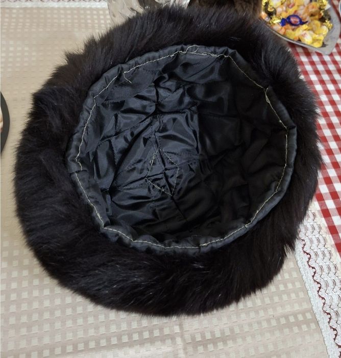 Vănd căciulă nouă,vulpe argintie