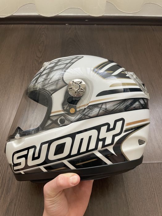Casca moto suomy