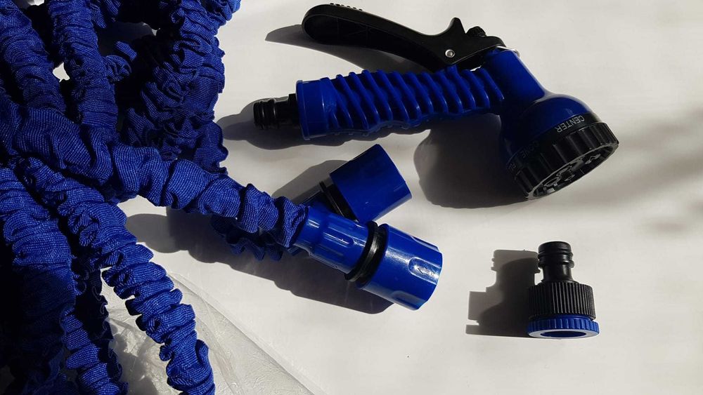 Furtun pt udat gradina De la 7 ml extensibil la 22 ml. Include cap de udare si mufa racord 1/2