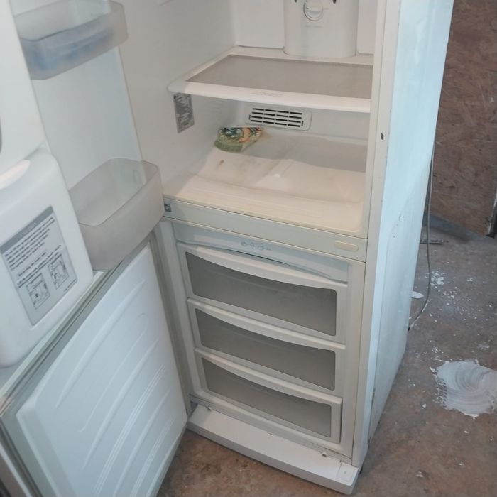 Продам холодильник