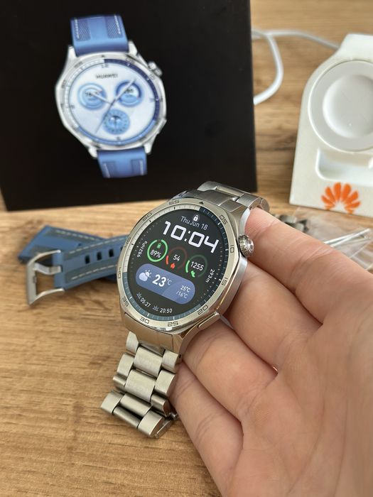 Huawei Watch GT 5 – Отличен като нов! Комплект с 2 каишки