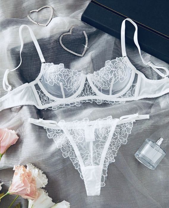 Комплект красиво дамско дантелено бельо нов