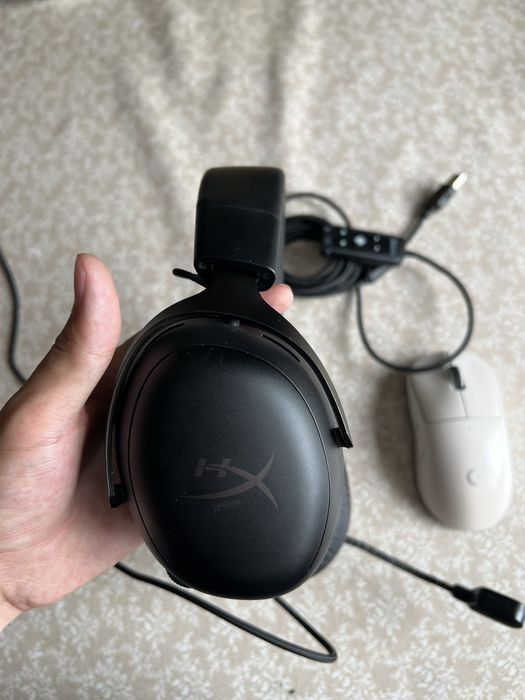 Продам Мышь Logitech Pro X Superlight и Наушники HyperX Cloud III