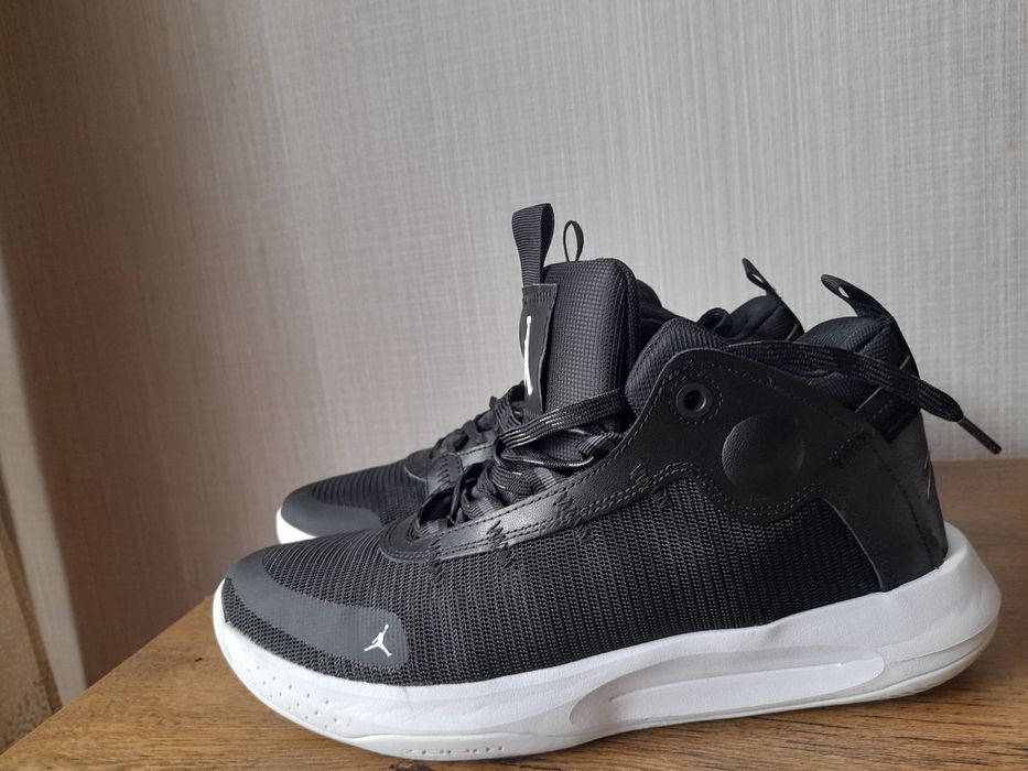 Jordan кецове 45 номер.