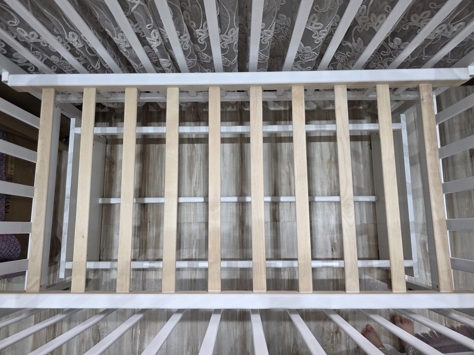 Детский манеж + матрас в отличном состоянии