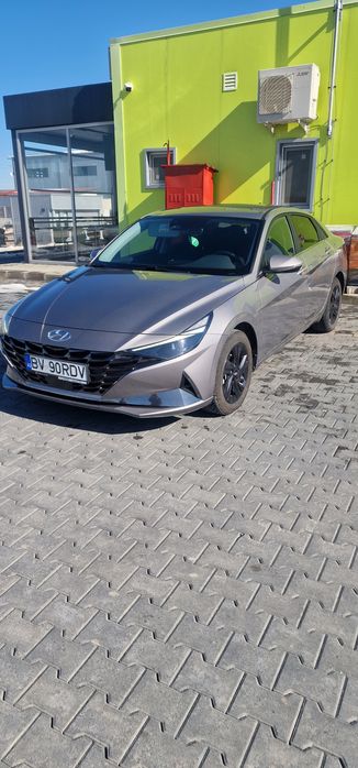 Hyundai Elantra 2021