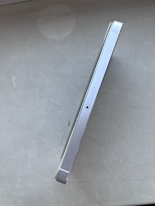 Iphone 5s телефон