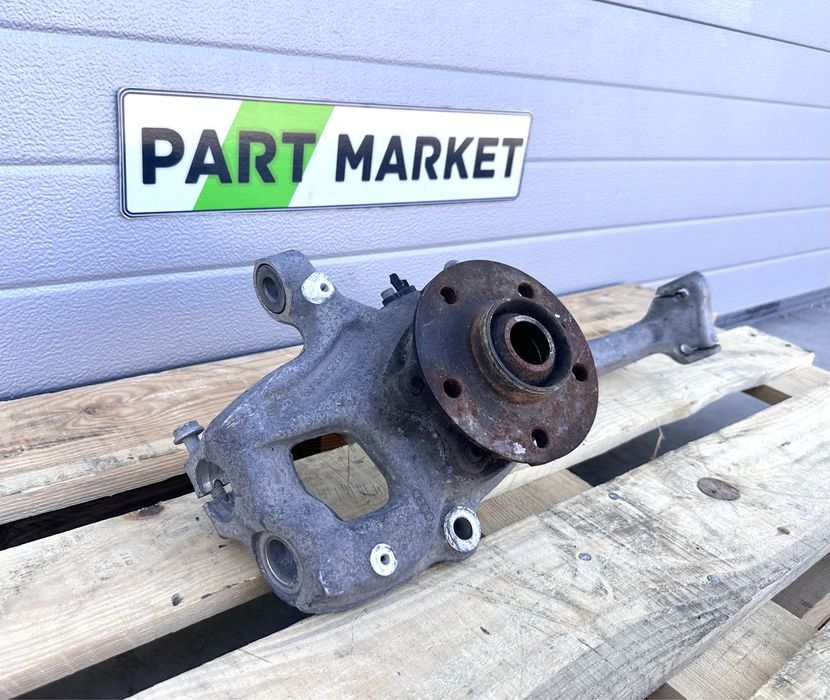 Ляв шенкел AUDI A4 A5 8K0407257G